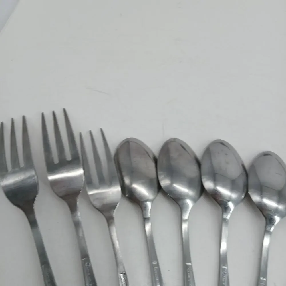 15X Tsp Fks Rogers Korea Wellesley Stainless Flatware Forks Teaspoons